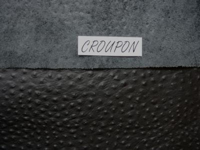 Täschner-Leder mit Straußenoptik von BOXMARK, schwarz, ab 2,66 m², D=1,0-1,1 mm, Taschenleder