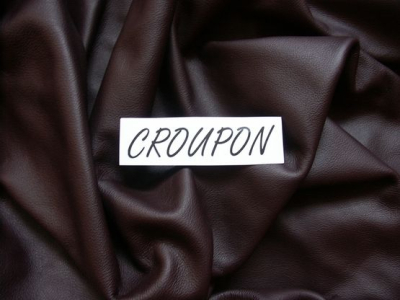 Rindlederhaut semianilin, 5,40 m², Aubergine-rot, 1,1-1,2 mm (RO 179) Polsterleder