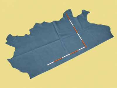Halbe Haut Rindleder Pastellblau, 2,57 m², D=1,2 mm (BL 070)